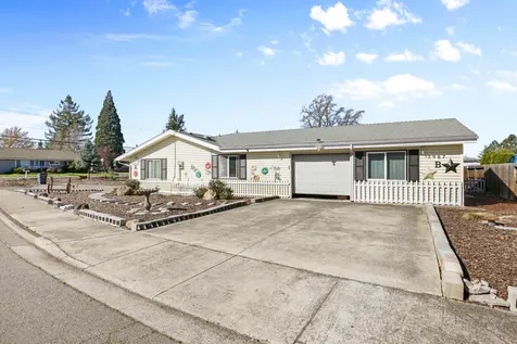 2987 Delta Waters Road Medford OR 97504