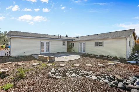 2987 Delta Waters Road Medford OR 97504