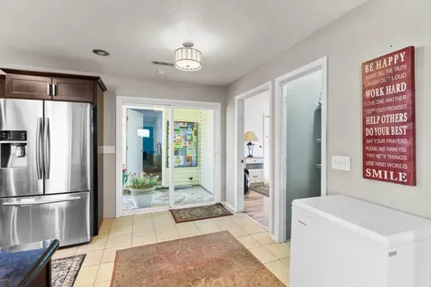 2987 Delta Waters Road Medford OR 97504