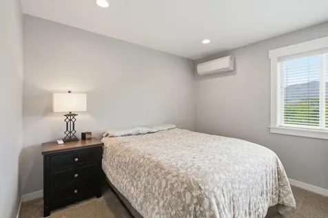 232 Willow Springs Drive Talent OR 97540