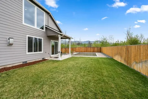 232 Willow Springs Drive Talent OR 97540