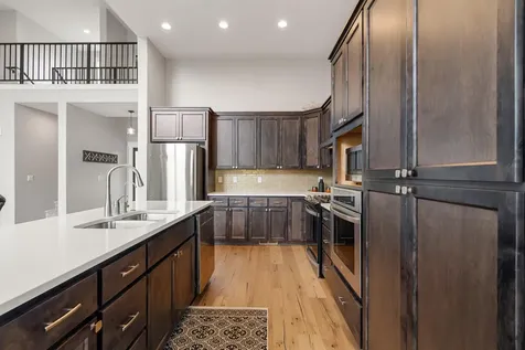 232 Willow Springs Drive Talent OR 97540