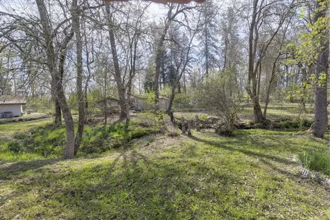 5600 Demaray Drive Grants Pass OR 97527