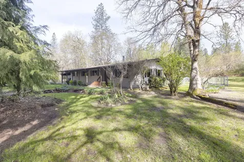 5600 Demaray Drive Grants Pass OR 97527