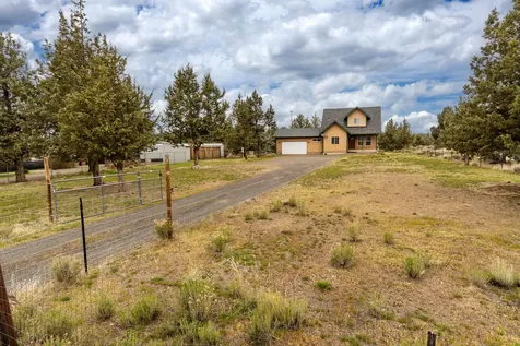 8014 SW Sandy Place Terrebonne OR 97760