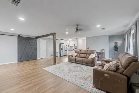 943 Winchester Avenue Medford OR 97501
