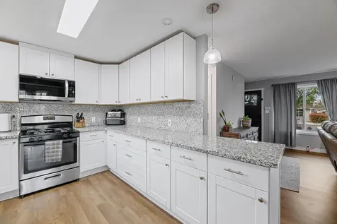 943 Winchester Avenue Medford OR 97501