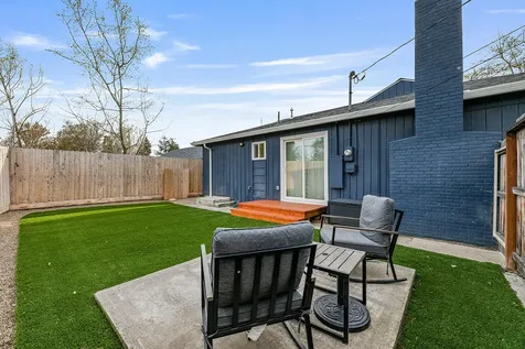 943 Winchester Avenue Medford OR 97501