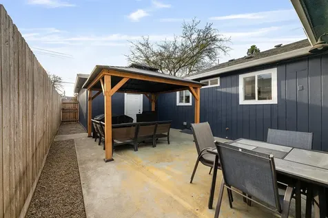 943 Winchester Avenue Medford OR 97501
