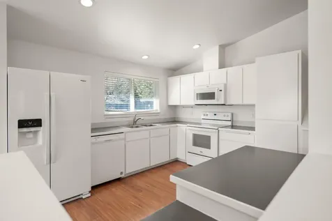 1699 NE Sonya Court Bend OR 97701