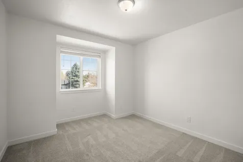 1699 NE Sonya Court Bend OR 97701