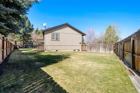 1699 NE Sonya Court Bend OR 97701