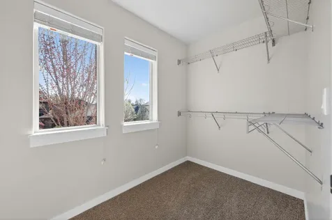 3135 SW 28th Street Redmond OR 97756