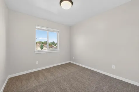 3135 SW 28th Street Redmond OR 97756