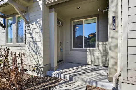 3135 SW 28th Street Redmond OR 97756