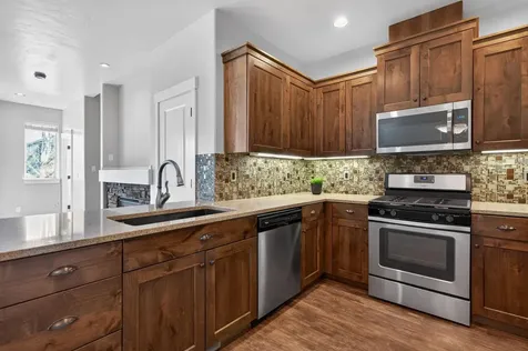 3135 SW 28th Street Redmond OR 97756