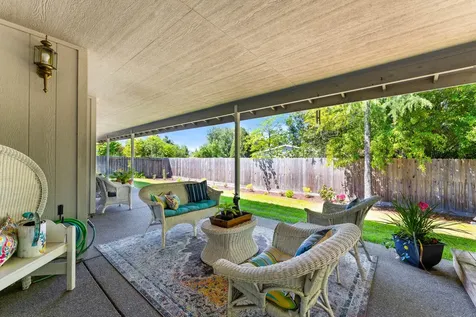 1206 Devonshire Way Grants Pass OR 97527