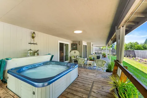 1206 Devonshire Way Grants Pass OR 97527