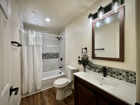 5125 Hugo Road Grants Pass OR 97526