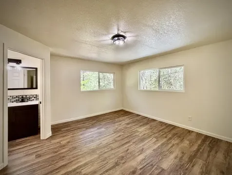 5125 Hugo Road Grants Pass OR 97526