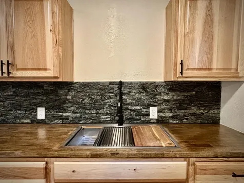 5125 Hugo Road Grants Pass OR 97526