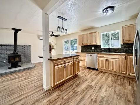 5125 Hugo Road Grants Pass OR 97526