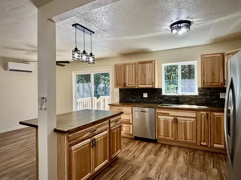 5125 Hugo Road Grants Pass OR 97526