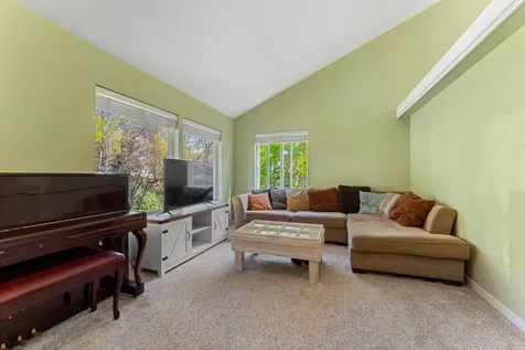 105 Cedar Ridge Terrace Rogue River OR 97537