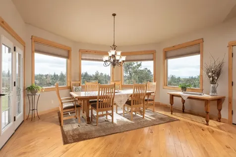 4101 NW 21st Street Redmond OR 97756