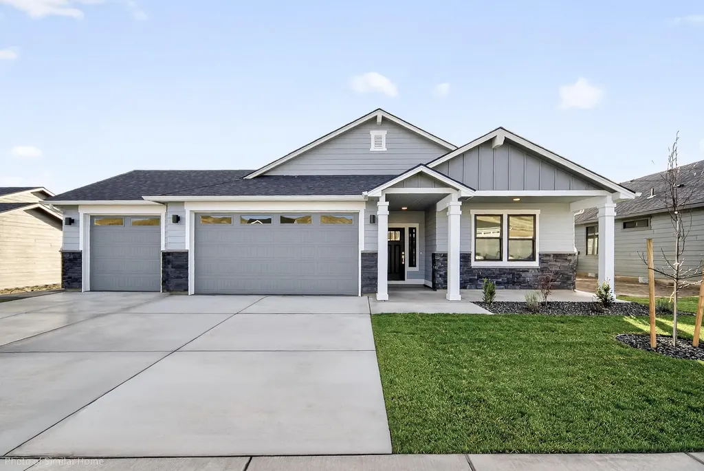 3087 Sky Lakes Drive Medford OR 97504