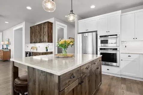 2704 NW Fairway Heights Drive Bend OR 97703