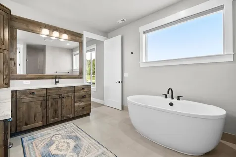 2704 NW Fairway Heights Drive Bend OR 97703
