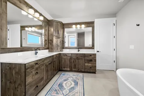 2704 NW Fairway Heights Drive Bend OR 97703