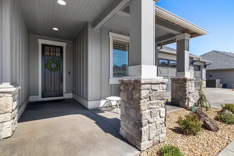 2704 NW Fairway Heights Drive Bend OR 97703