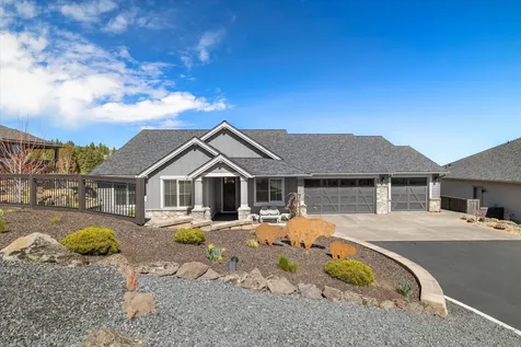 2704 NW Fairway Heights Drive Bend OR 97703