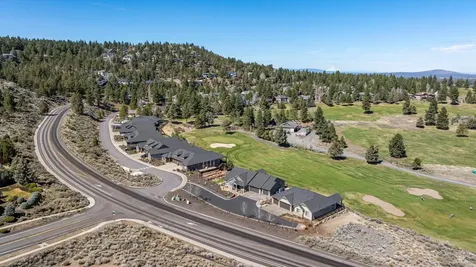 2704 NW Fairway Heights Drive Bend OR 97703