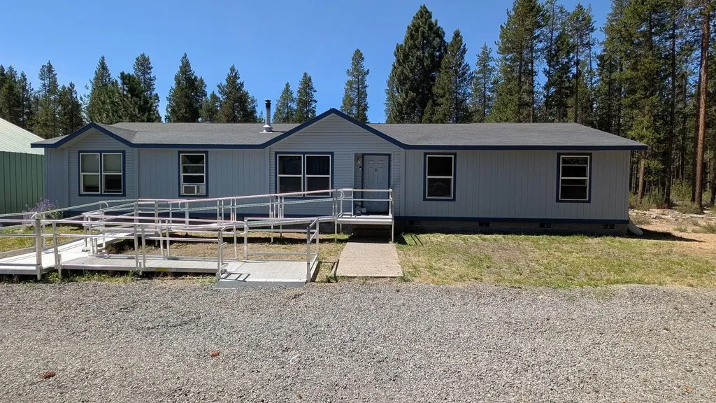 1018 Chapman Street Gilchrist OR 97737