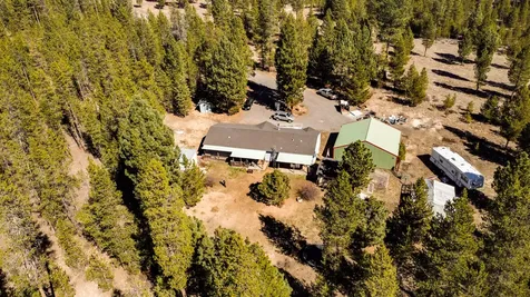1018 Chapman Street Gilchrist OR 97737