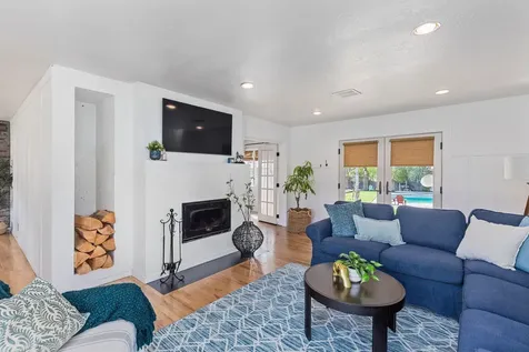 727 NE Memorial Drive Grants Pass OR 97526