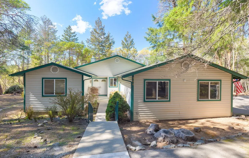 260 Highwood Lane Grants Pass OR 97527