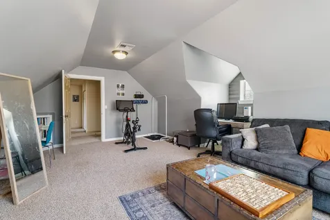 21266 Capella Place Bend OR 97702