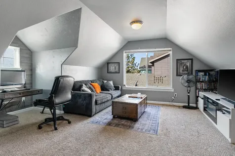 21266 Capella Place Bend OR 97702