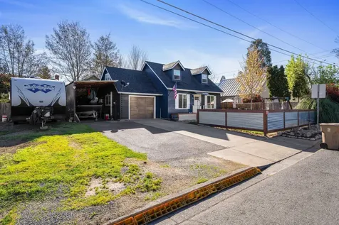 1037 Vista Drive Grants Pass OR 97527