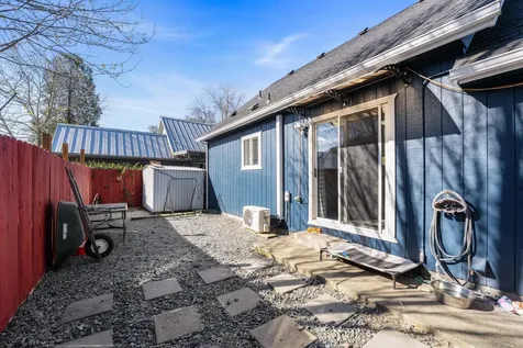 1037 Vista Drive Grants Pass OR 97527