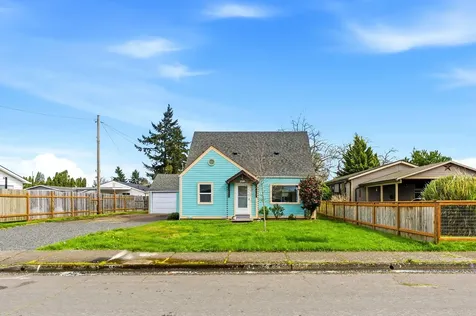 2326 Evergreen Avenue NE Salem OR 97301