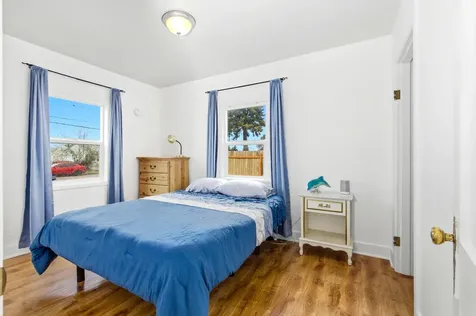 2326 Evergreen Avenue NE Salem OR 97301