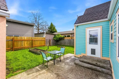 2326 Evergreen Avenue NE Salem OR 97301