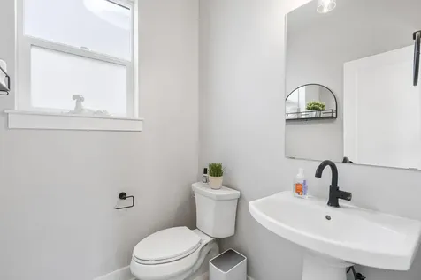3722 NE Petrosa Avenue Bend OR 97701