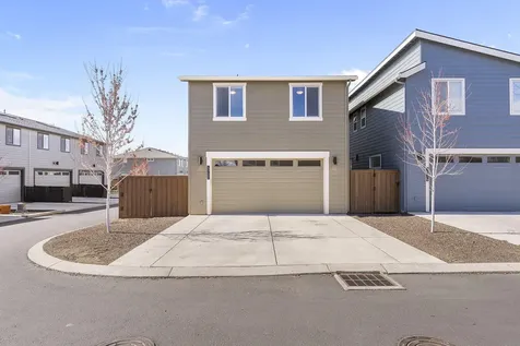 3722 NE Petrosa Avenue Bend OR 97701