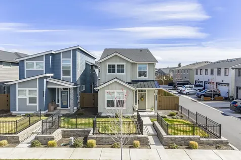 3722 NE Petrosa Avenue Bend OR 97701